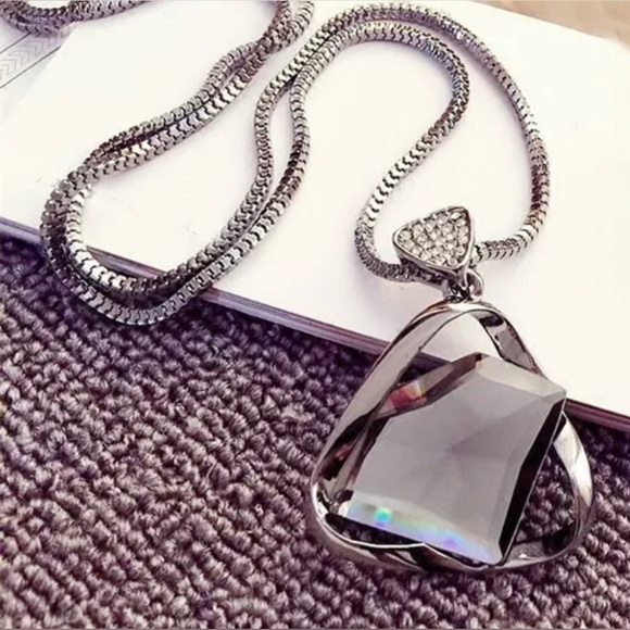 New Fashion Charm Geometry Crystal Glass Pendant Necklace Black Gold - Picture 5 of 7